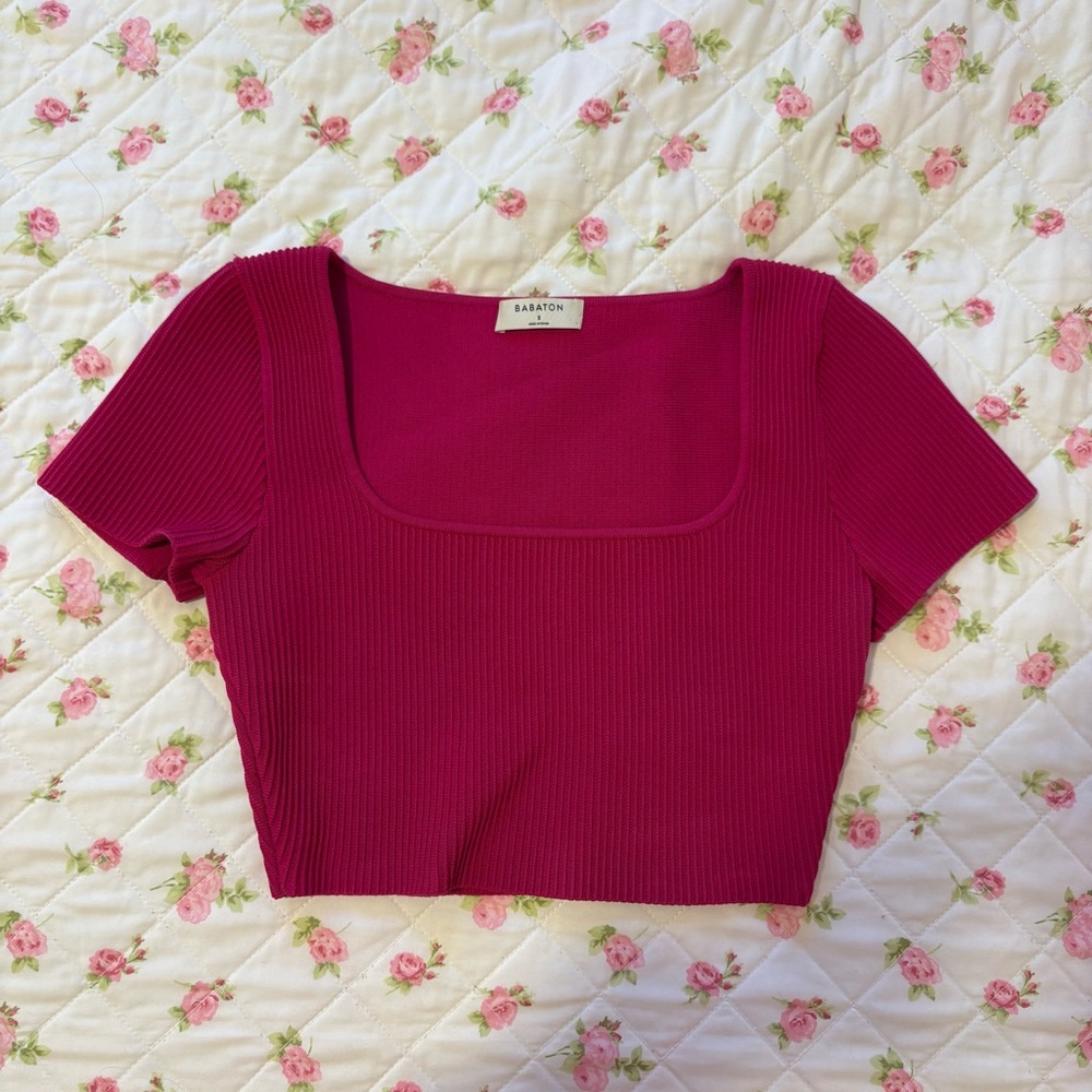 Babaton Fuchsia Ribbed crop top